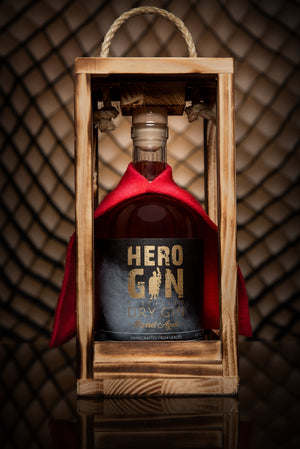Hero Gin Barrel Aged 0,5l - 41% -
